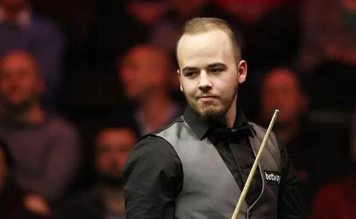 战术所束缚 战术所束缚